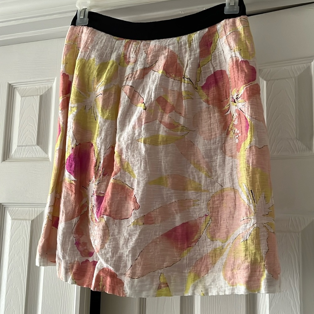 Loft knee length skirt.